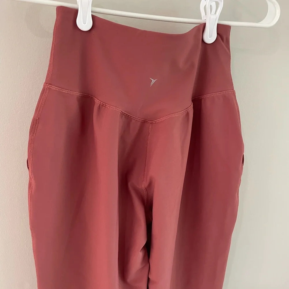 Old Navy High-Waisted PowerSoft Joggers - 7/8 Length - Mauve Pink - Size Small - Picture 6 of 13
